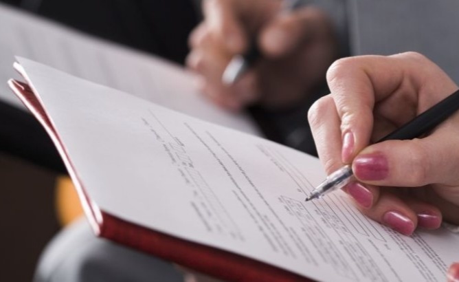 Работающие по гражданско-правовым договорам смогут получать больничные